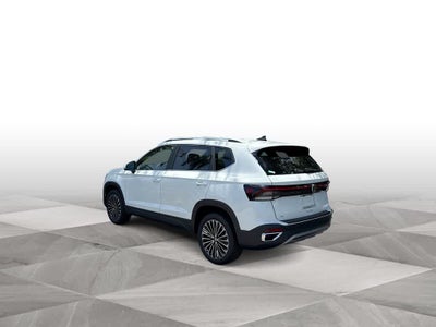 2026 Volkswagen Taos SE