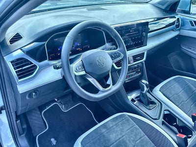 2026 Volkswagen Taos SE