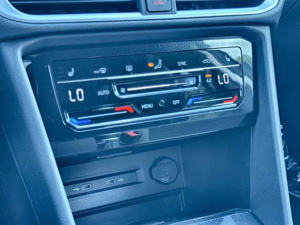 2026 Volkswagen Taos SE