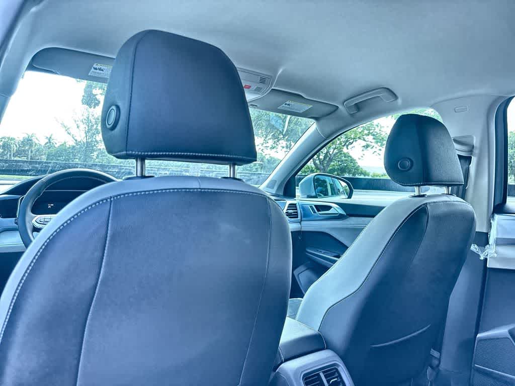 2026 Volkswagen Taos SE