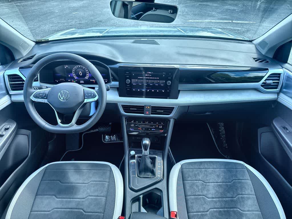 2026 Volkswagen Taos SE