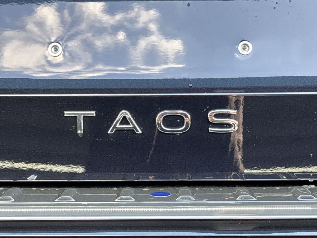 2025 Volkswagen Taos SE