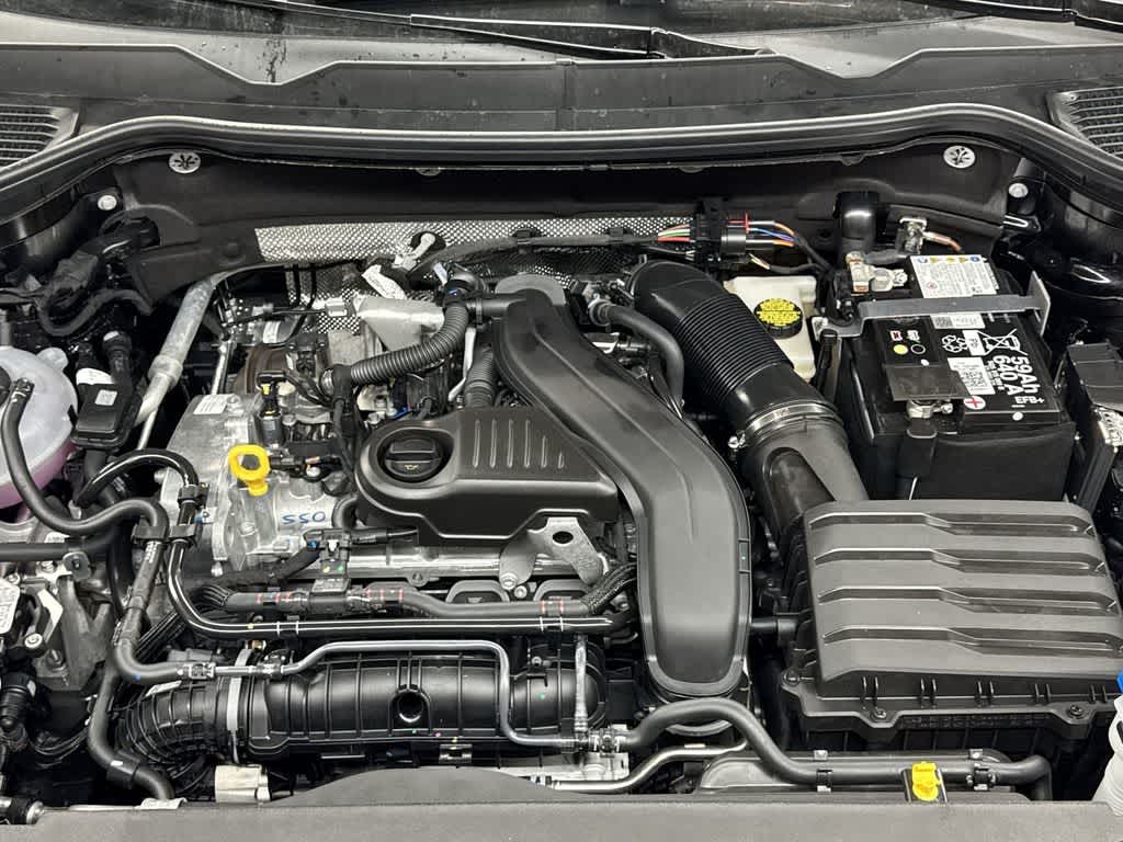 2025 Volkswagen Taos SE