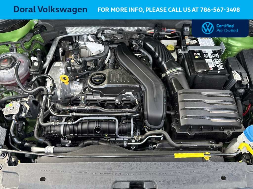 2025 Volkswagen Taos SE