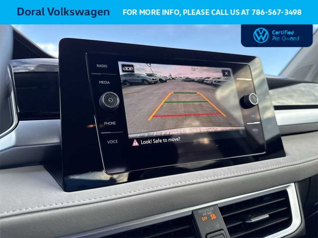 2025 Volkswagen Taos SE