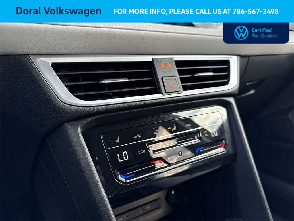 2025 Volkswagen Taos SE