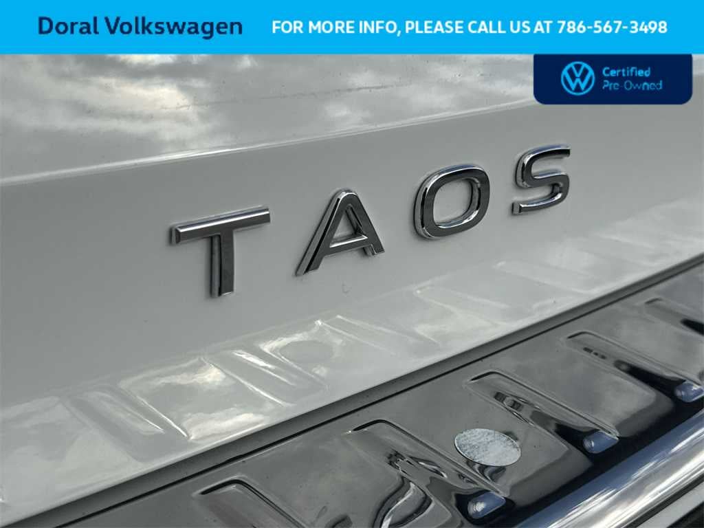 2025 Volkswagen Taos SE