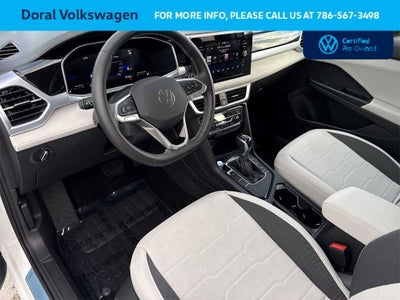 2025 Volkswagen Taos SE
