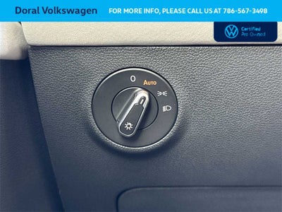 2025 Volkswagen Taos SE