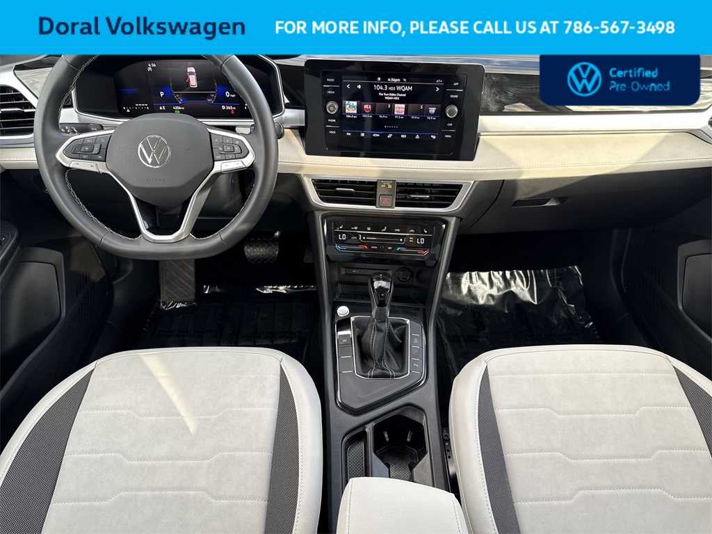 2025 Volkswagen Taos SE