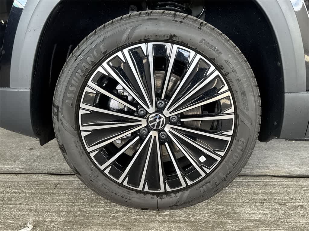 2026 Volkswagen Taos SE