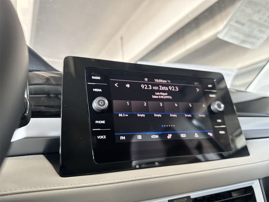 2026 Volkswagen Taos SE