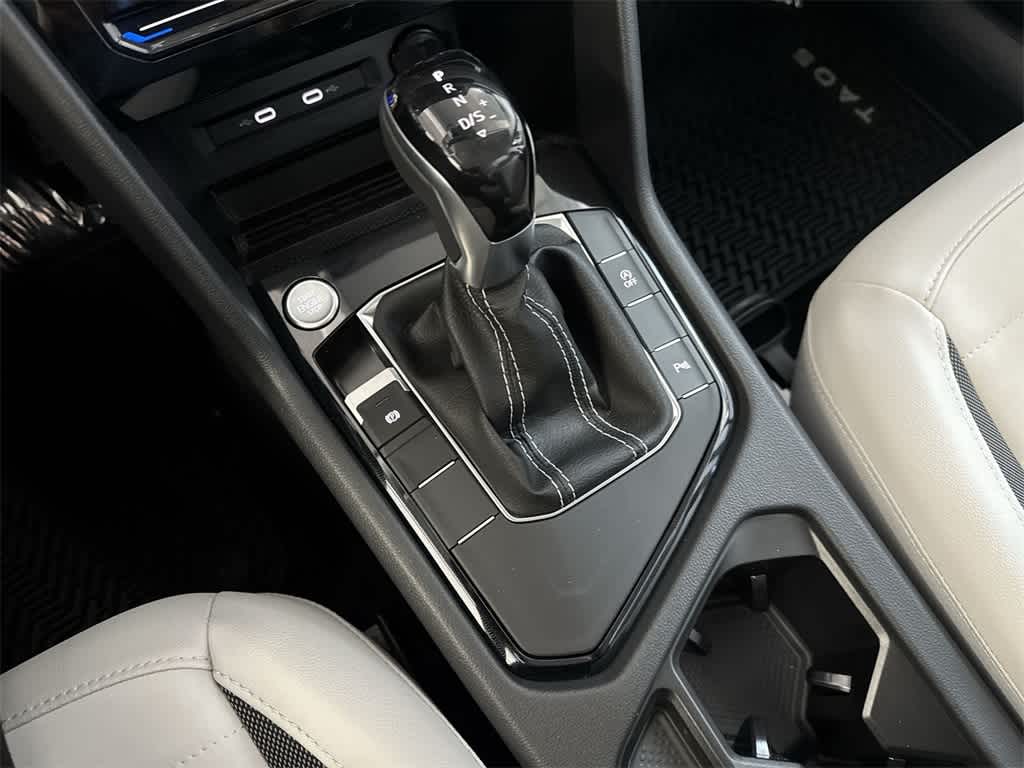 2026 Volkswagen Taos SE