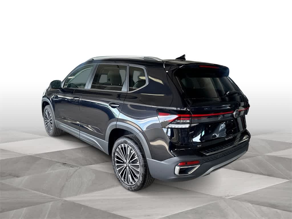 2026 Volkswagen Taos SE