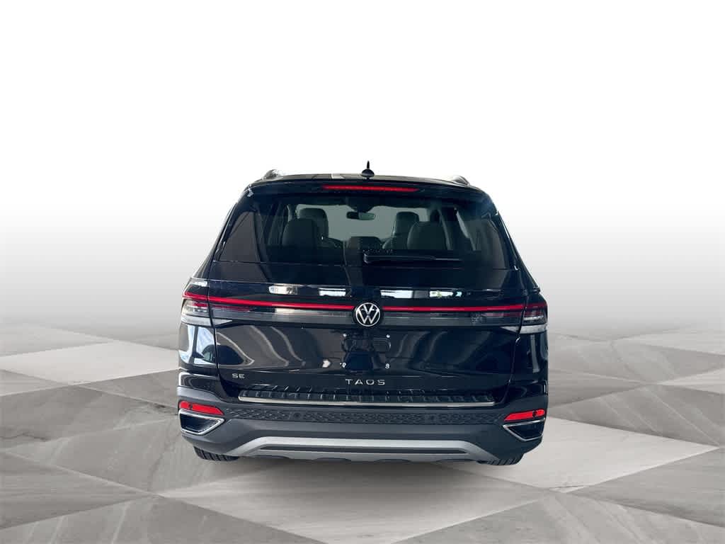 2026 Volkswagen Taos SE
