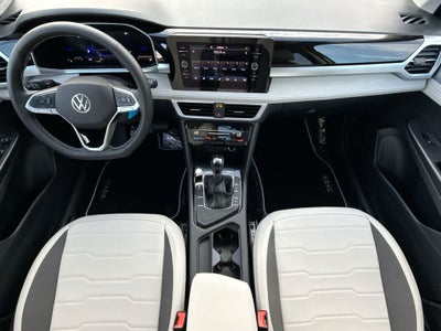 2026 Volkswagen Taos SE