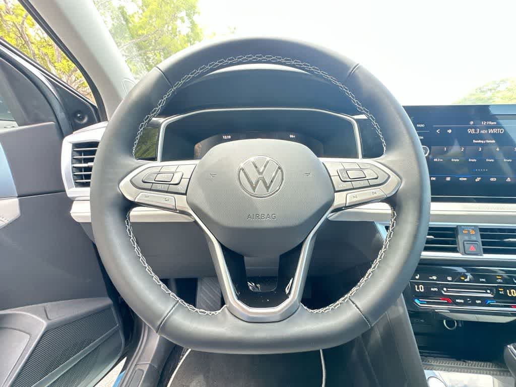 2026 Volkswagen Taos SE