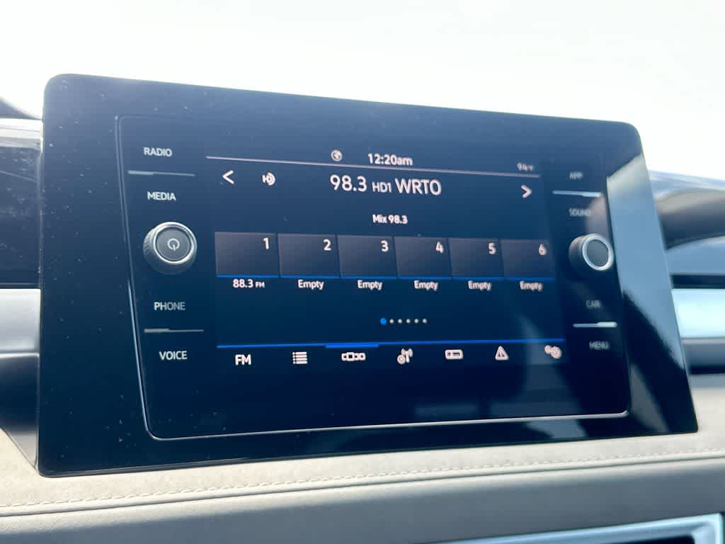 2026 Volkswagen Taos SE