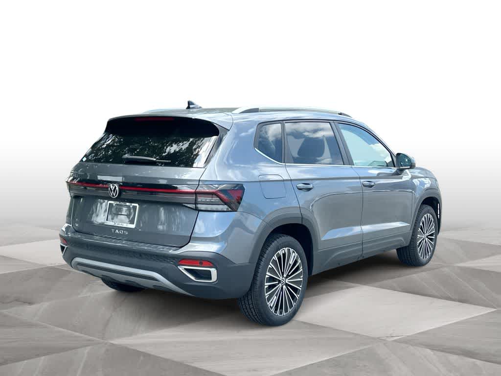 2026 Volkswagen Taos SE
