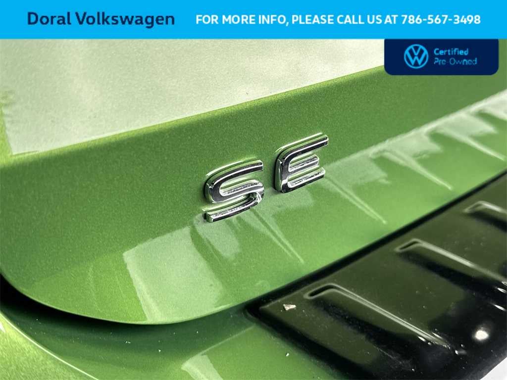 2025 Volkswagen Taos SE