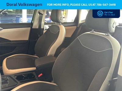 2025 Volkswagen Taos SE