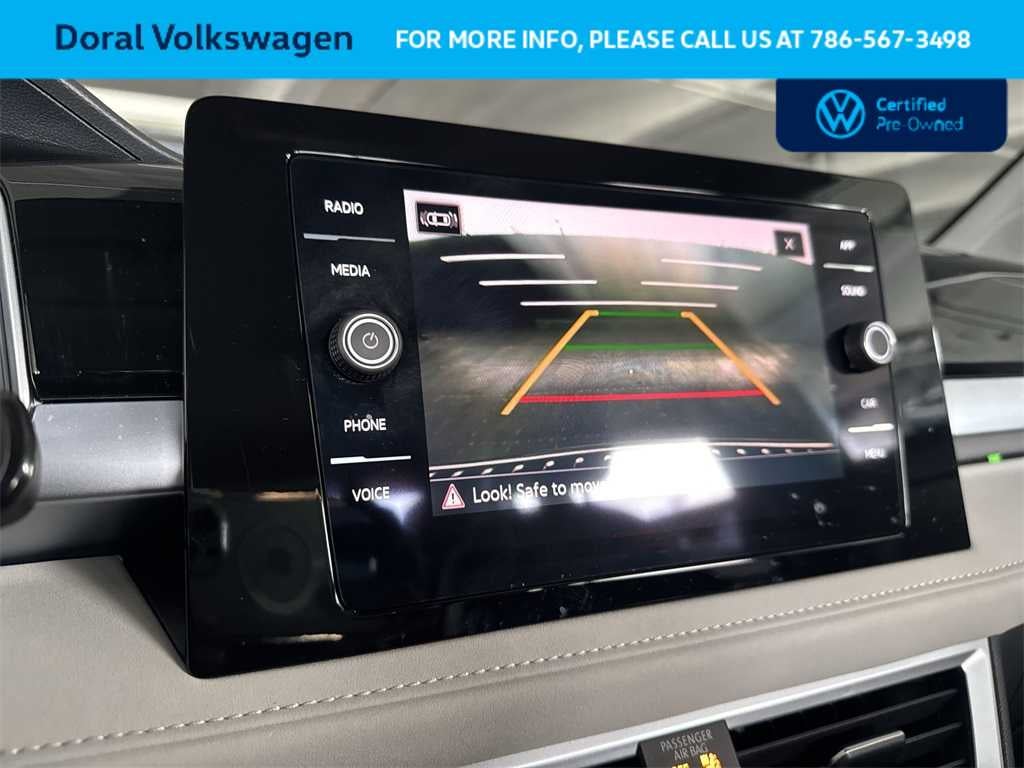 2025 Volkswagen Taos SE