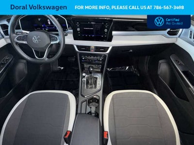 2025 Volkswagen Taos SE