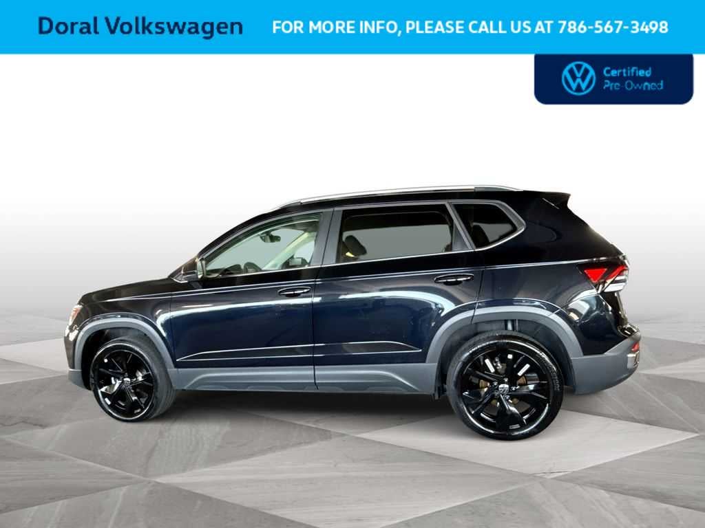2025 Volkswagen Taos SE