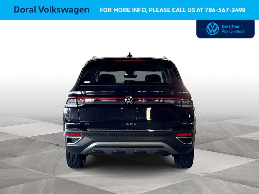 2025 Volkswagen Taos SE