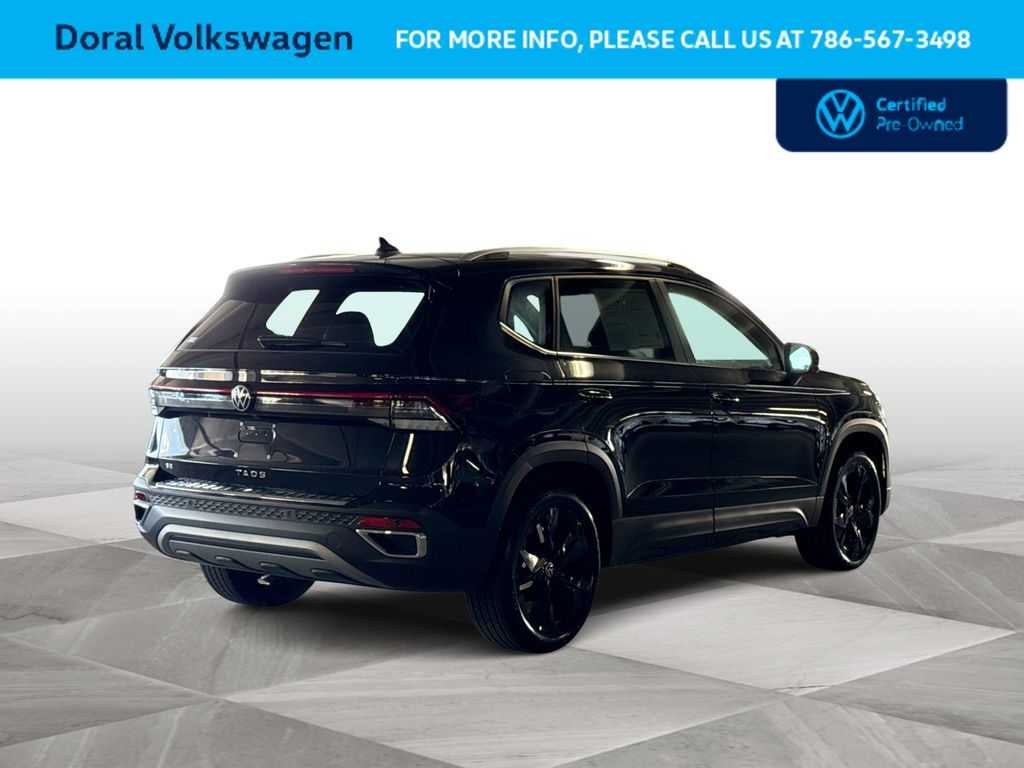 2025 Volkswagen Taos SE