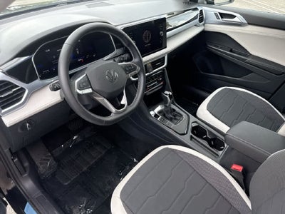 2026 Volkswagen Taos SE