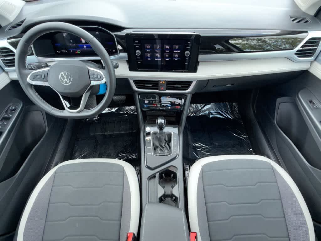 2026 Volkswagen Taos SE