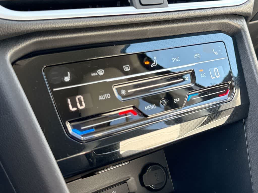 2026 Volkswagen Taos SE
