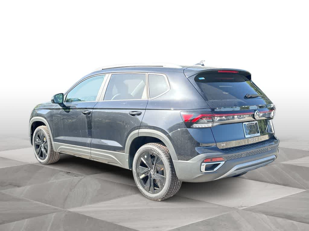 2026 Volkswagen Taos SE