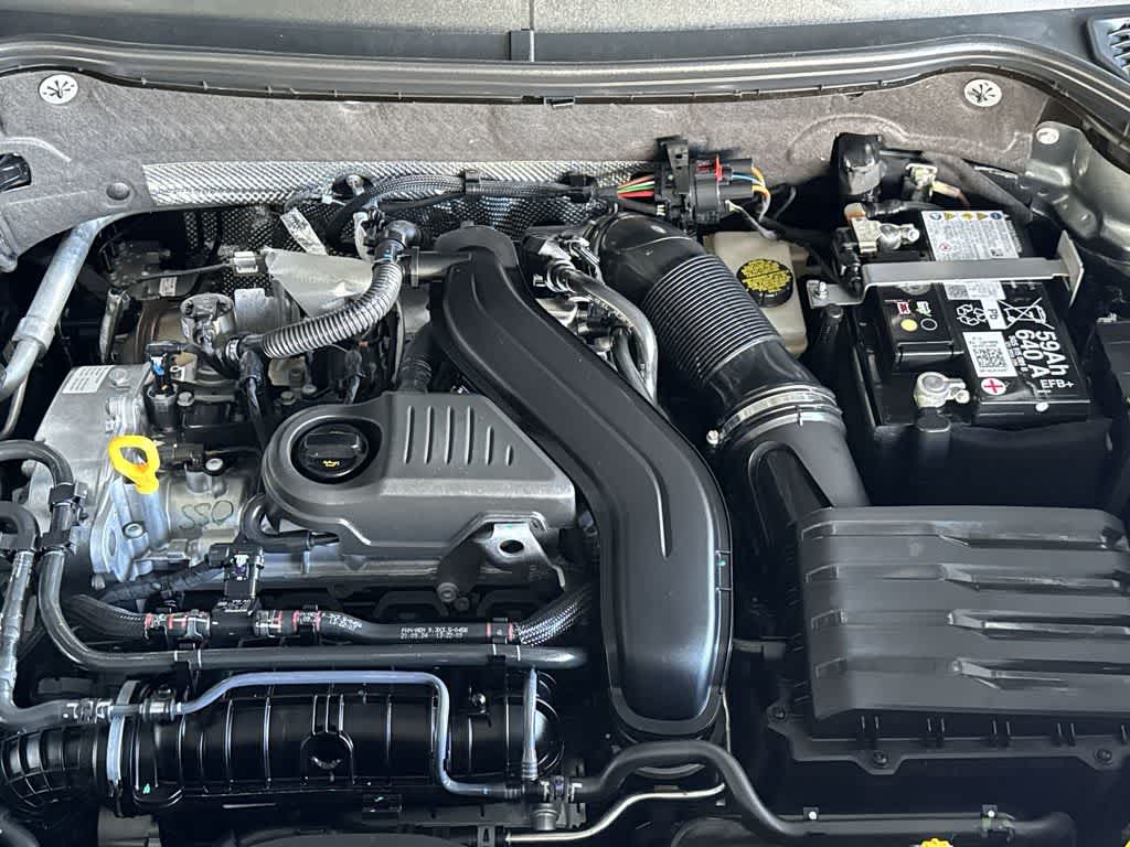 2025 Volkswagen Taos SE