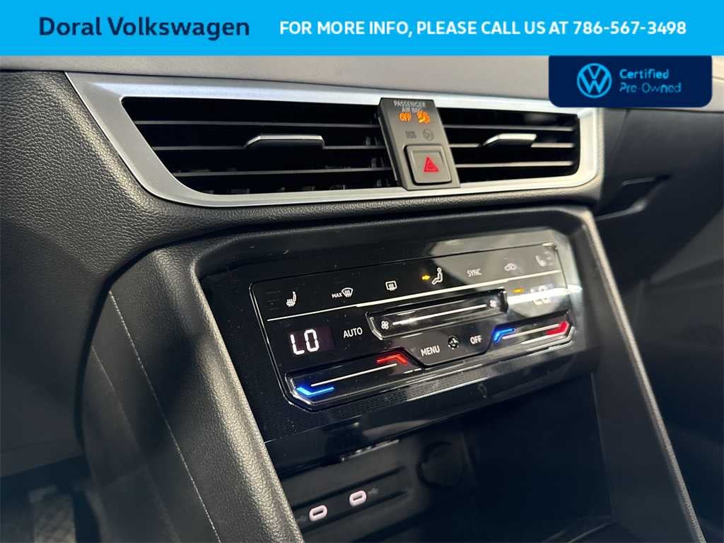 2025 Volkswagen Taos SE