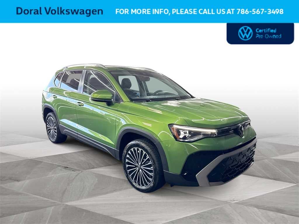 2025 Volkswagen Taos SE