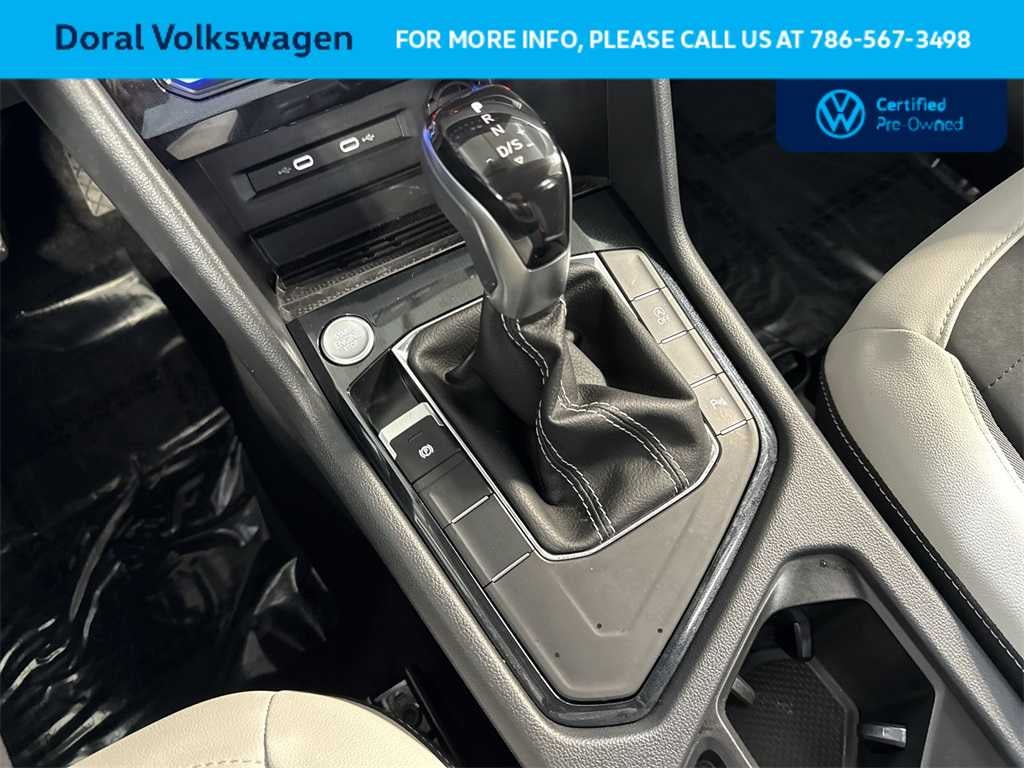 2025 Volkswagen Taos SE