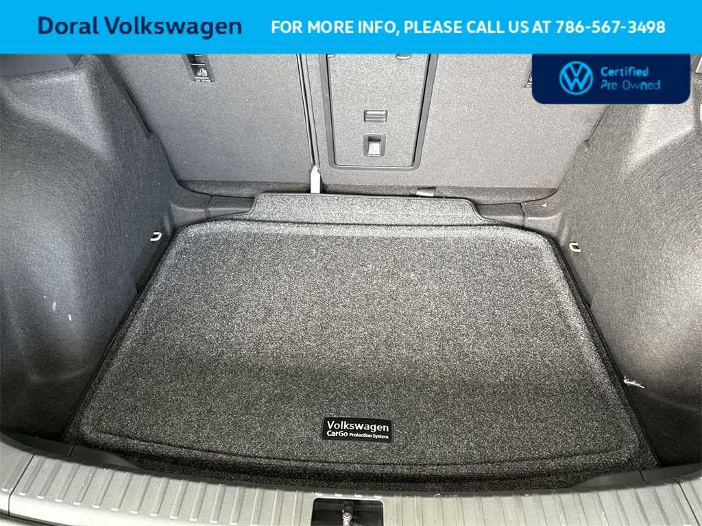 2025 Volkswagen Taos SE