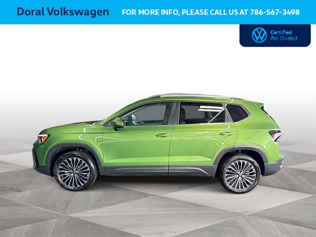 2025 Volkswagen Taos SE