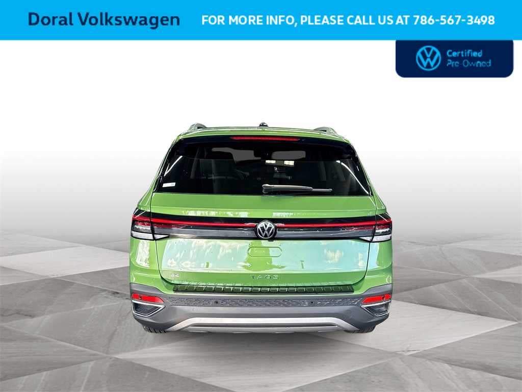 2025 Volkswagen Taos SE