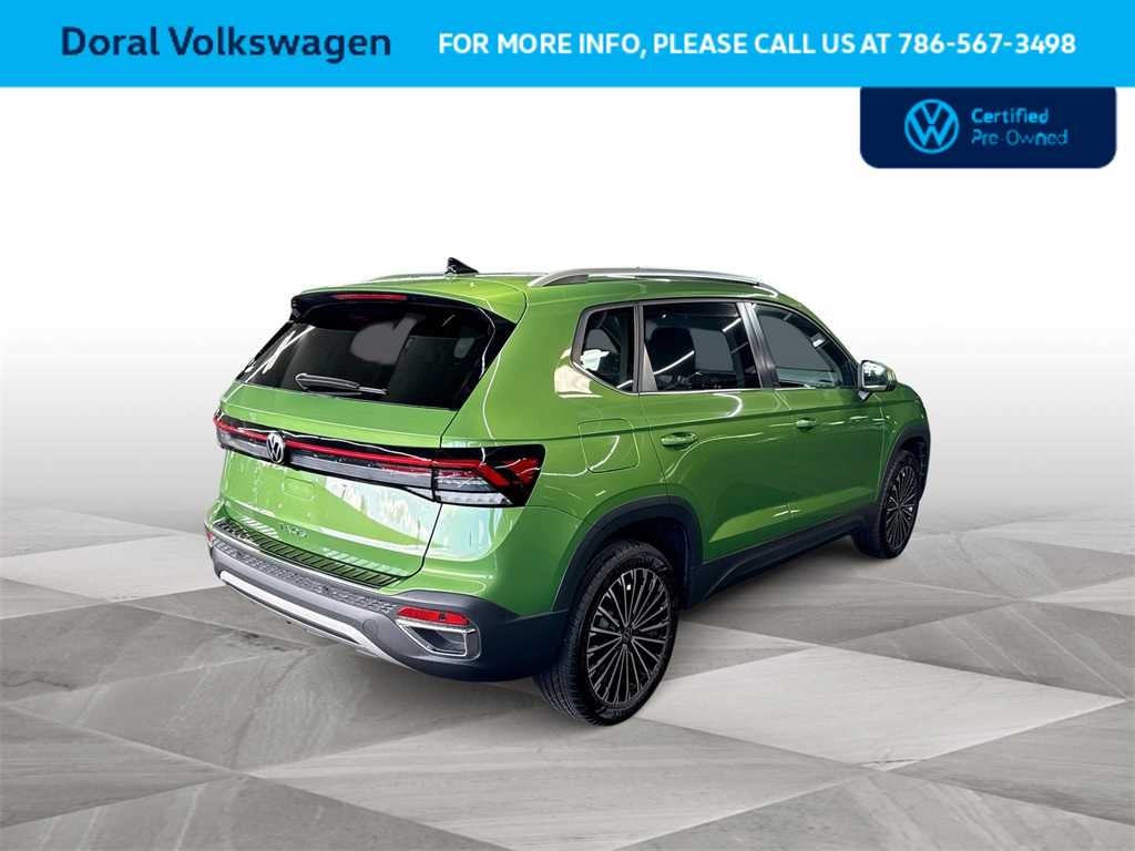 2025 Volkswagen Taos SE