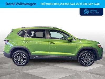 2025 Volkswagen Taos SE