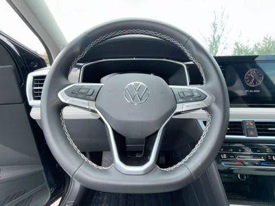 2026 Volkswagen Taos SE