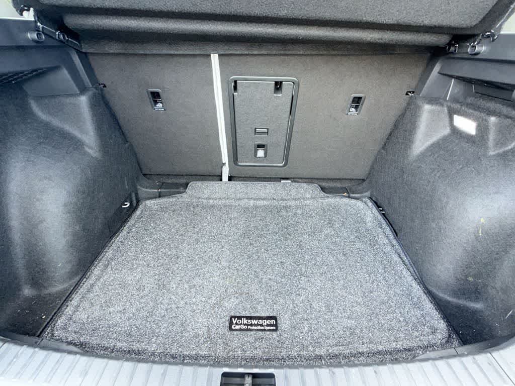 2026 Volkswagen Taos SE