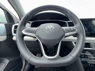 2026 Volkswagen Taos SE