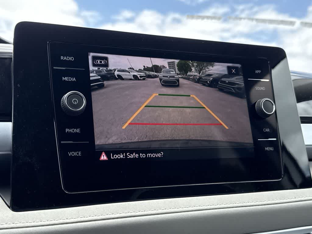 2026 Volkswagen Taos SE