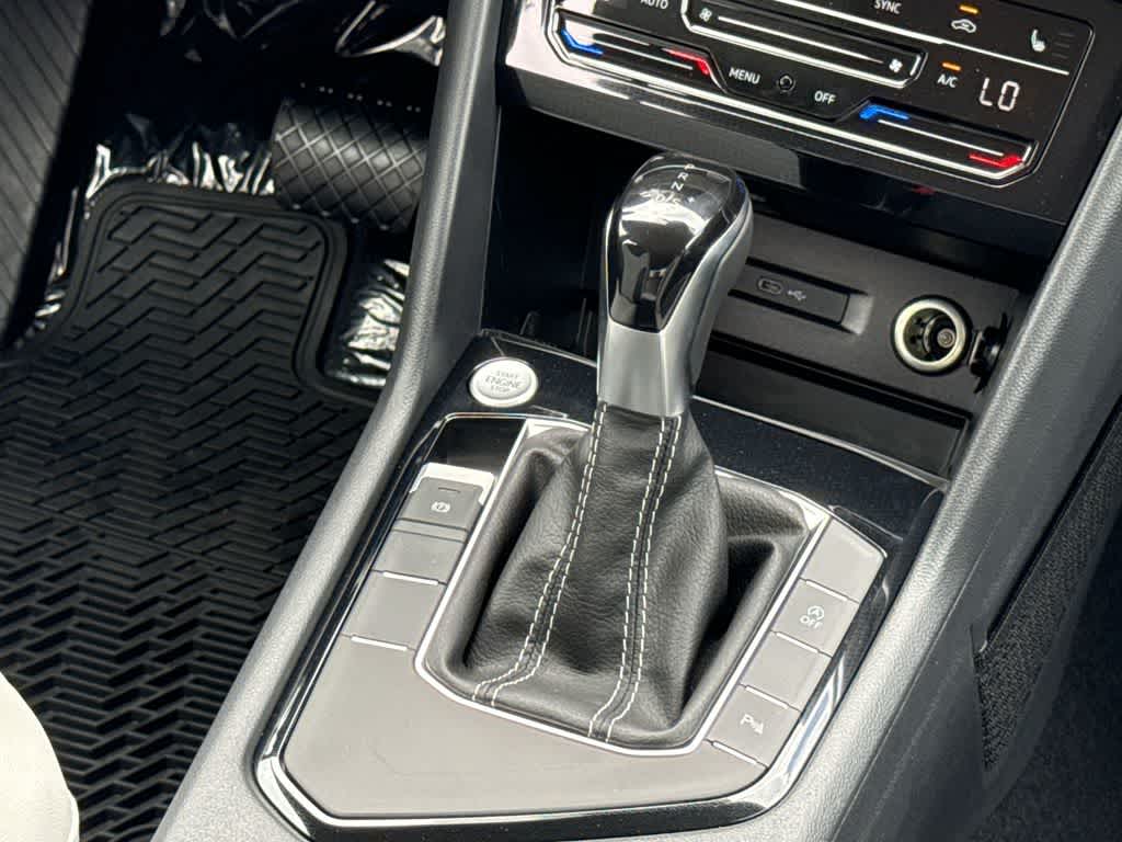 2026 Volkswagen Taos SE