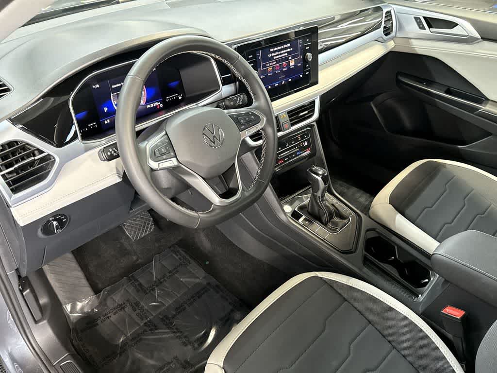 2026 Volkswagen Taos SE