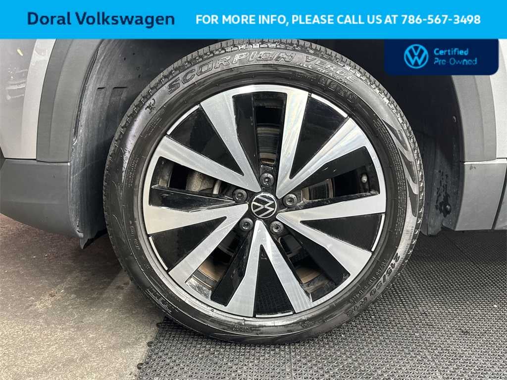 2023 Volkswagen Taos SE